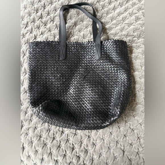 Dragon Diffusion Black Woven Tote - Picture 2 of 2